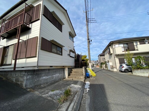 ハイネス生田の物件外観写真